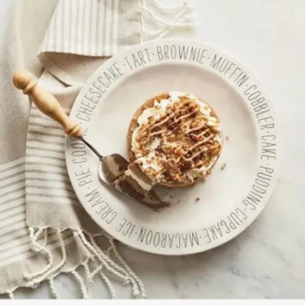 Mudpie dessert serving dish 12×12 round ceramic w server wood